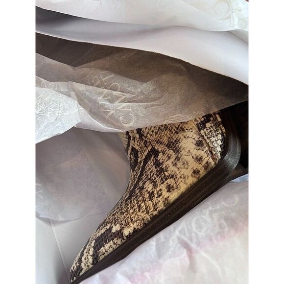 VINCE CAMUTO Gradina Boots Size 5.5 - Picture 6 of 7